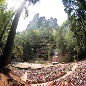 hier gehts zum Spielplan der Felsenbhne Rathen dem schnsten Naturtheater Europas 
